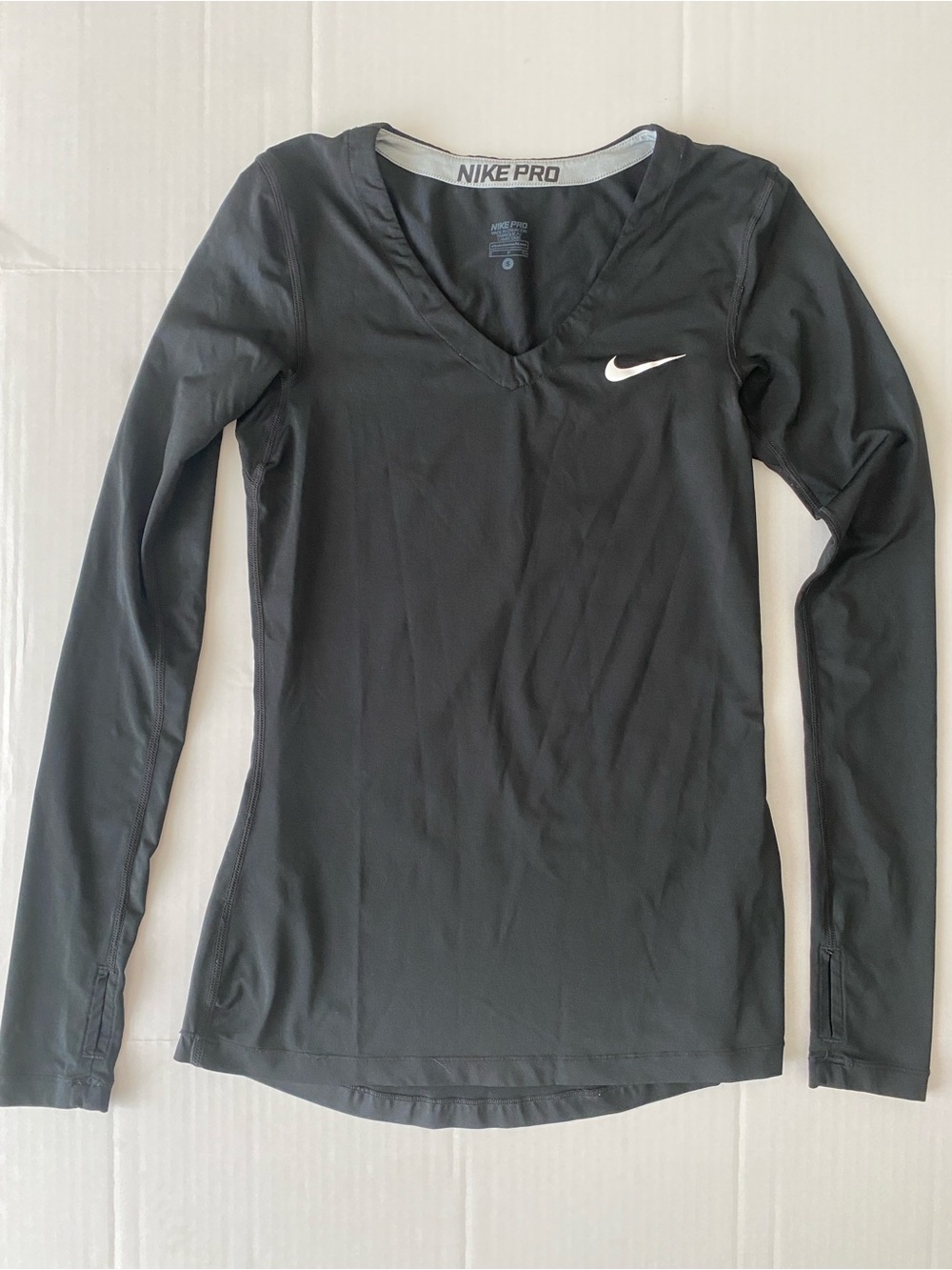 Nike Pro Dri-Fit Black Long-Sleeve Top Size S Thumb Hole V-Neck
